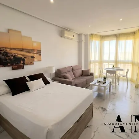 Lejlighed Estudio En El Centro De Torremolinos